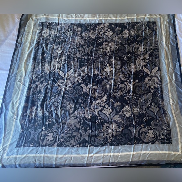 Versace Accessories - Versace Black and Gray Baroque Scarf